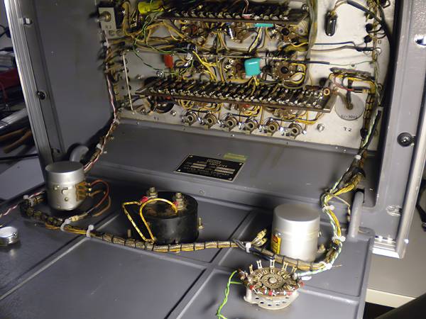 Gates-SA39 - Limiting Amplifier VariMU-Limiter - mit geffnetem Front-Deckel