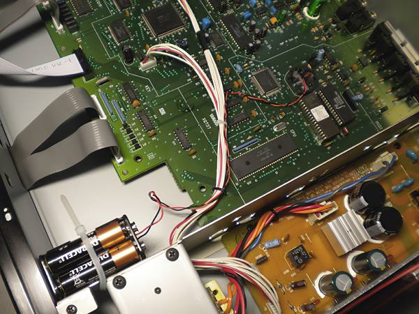 Yamaha proR3 - Problem gelst Pufferbatterie mit 20-facher Ladung